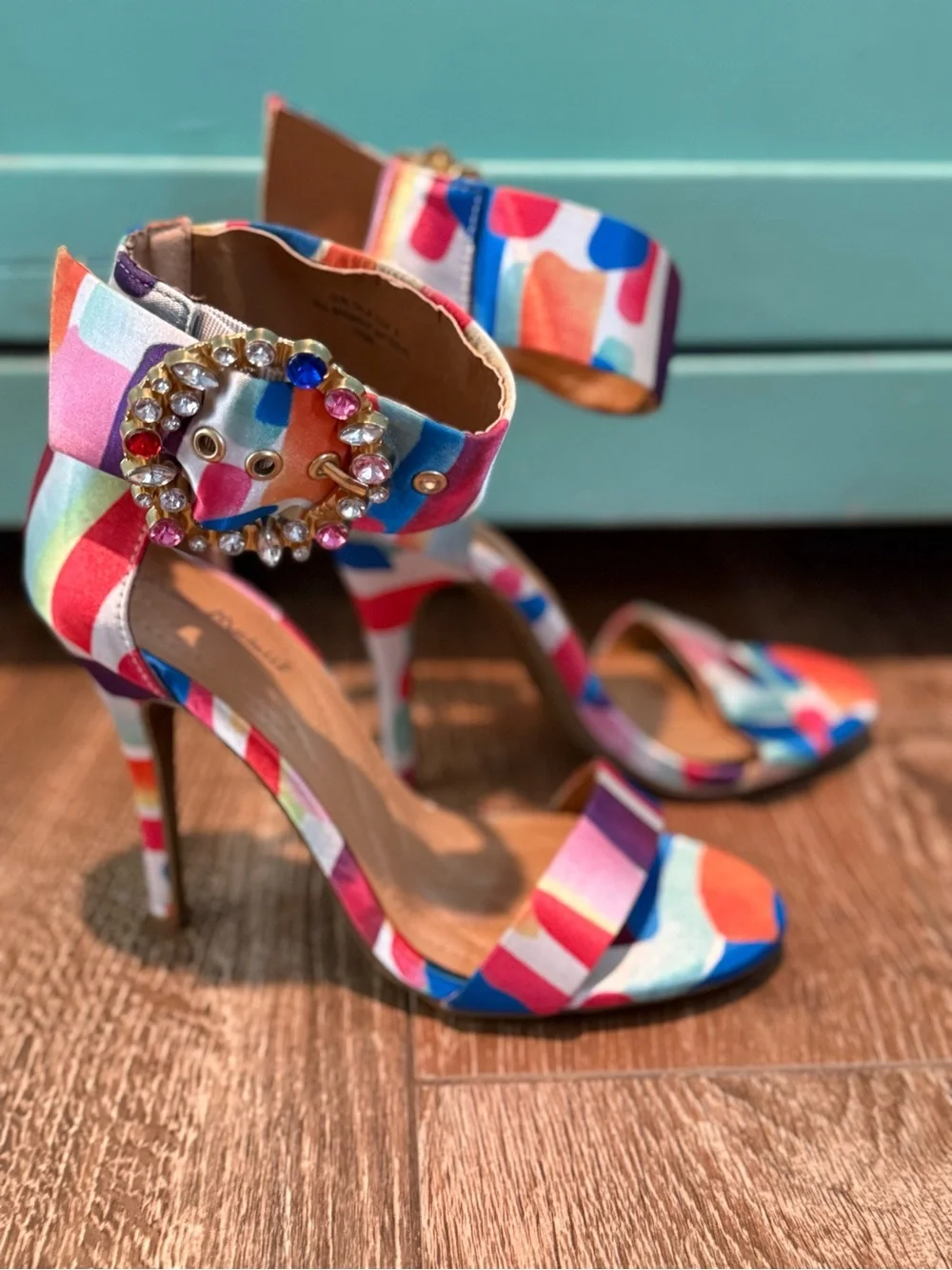 Anne Michelle 4” open toe heels multicolor rhinestone SZ 6/36 FLAW